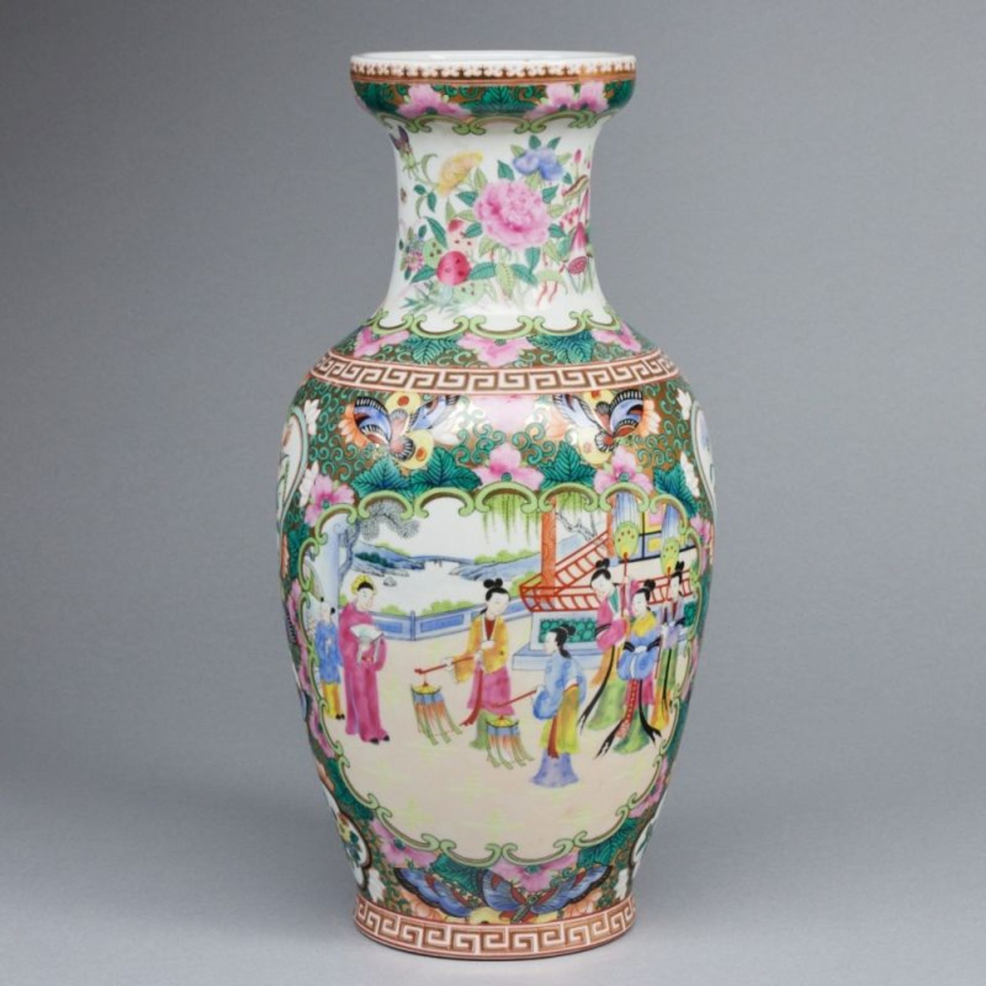 Vase mit dem Hofdamen-Motiv und floralem Dekor, China. Qing Dynastie - Bild 2 aus 3