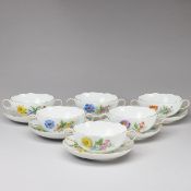 6 Suppentassen mit Untertassen - Blume 3. Meissen nach 1974.
