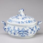 Runde Deckelterrine - Zwiebelmuster. Meissen 1935 - vor 1974.