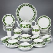 39tlg. Teeservice für 11 Personen und Tasse mit glattem Rand - Weinlaub. Meissen 1850- nach 1974.