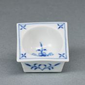 Quadratisches Gewürzschälchen - Zwiebelmuster. Meissen 1988.