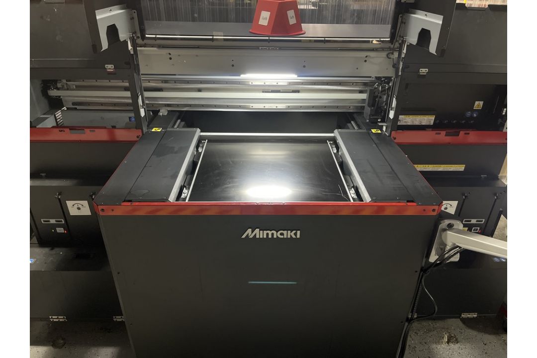 2019 Mimaki 3DUJ-553, 12,432 hours, per seller fully serviced March 1st, 2024 - Image 4 of 8