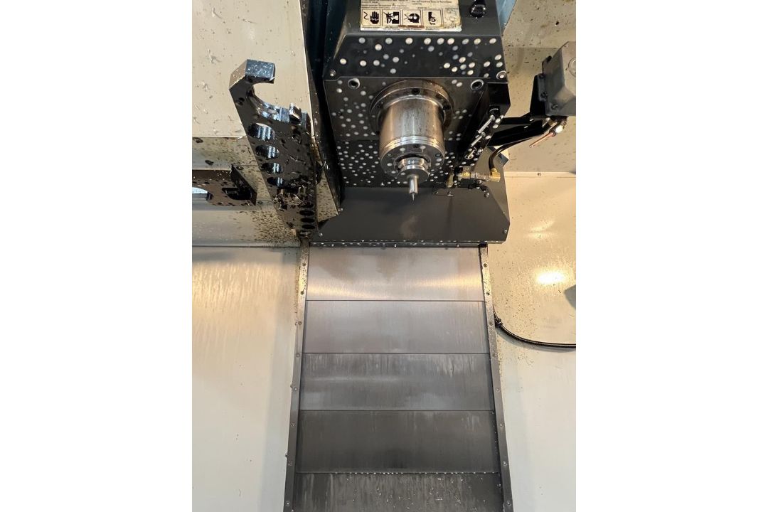 2011 Haas VF-4SS, 12K Vertical Machinig Center, Renishaw Probe, P-Cool, USB, 24 Tool Side Mount, - Image 19 of 25