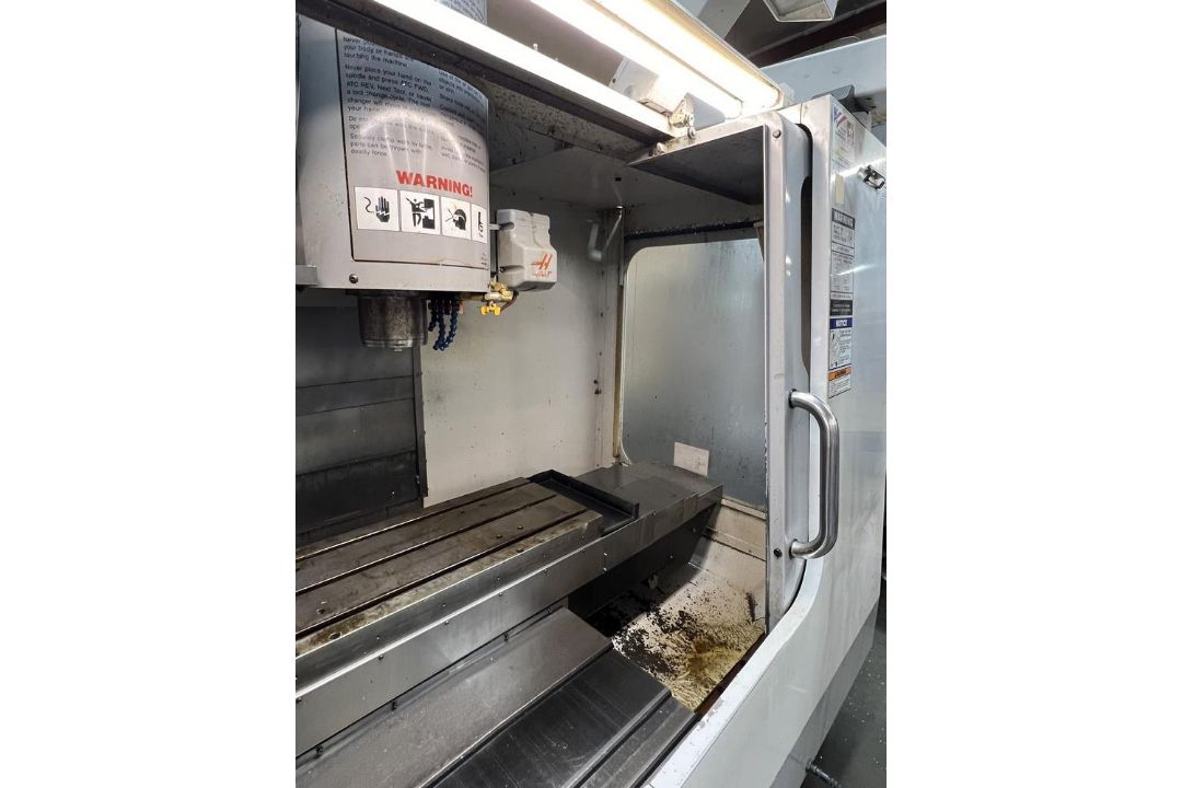 2005 Haas VF-2SS Vertical Machining Center, 12,000 RPM, Auger, P-Cool, Sidemount, HSTC, HIL, - Image 8 of 15