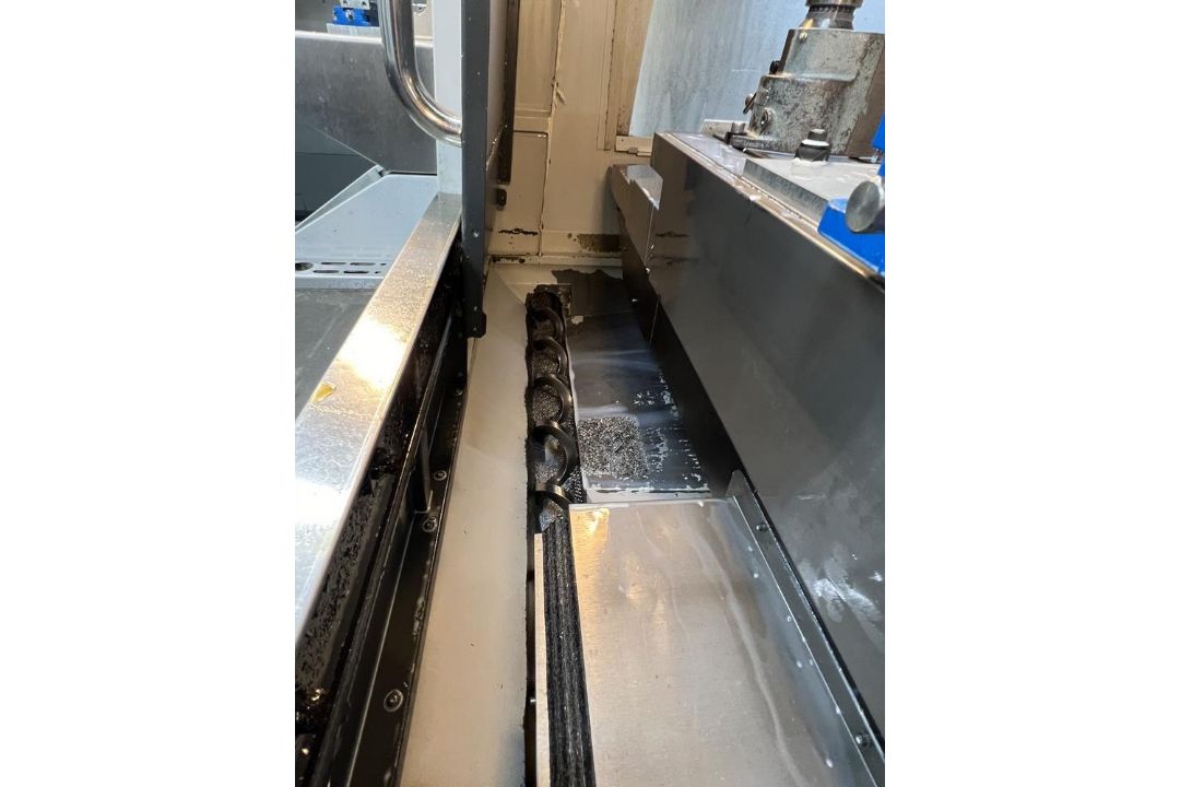 2011 Haas VF-4SS, 12K Vertical Machinig Center, Renishaw Probe, P-Cool, USB, 24 Tool Side Mount, - Image 24 of 25