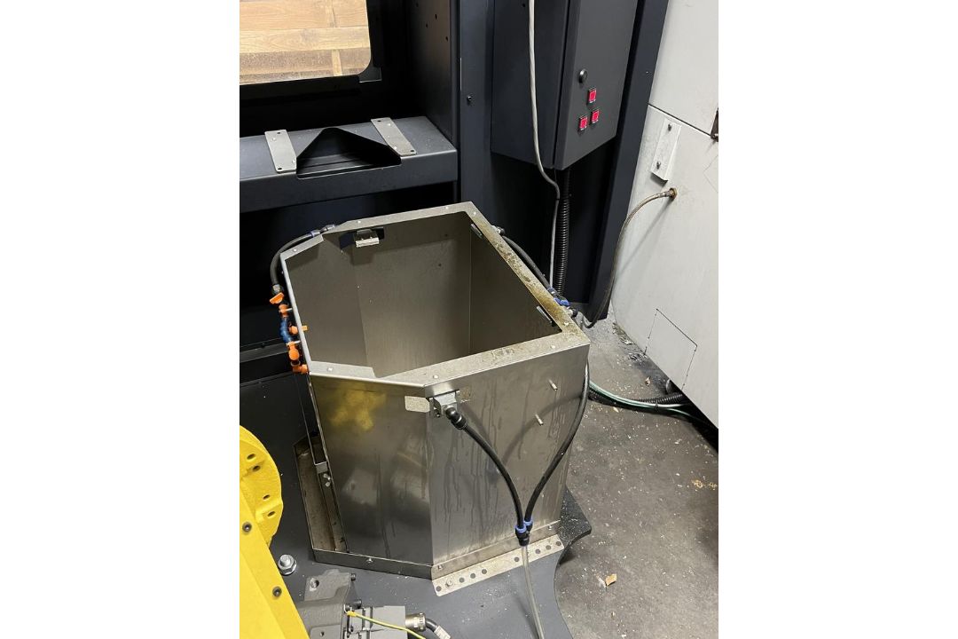 2017 Haas UMC 750 Vertical Machining Center, Fanuc Robot, 42 Station Pallet System, AX5 Trinity, 10 - Image 22 of 43