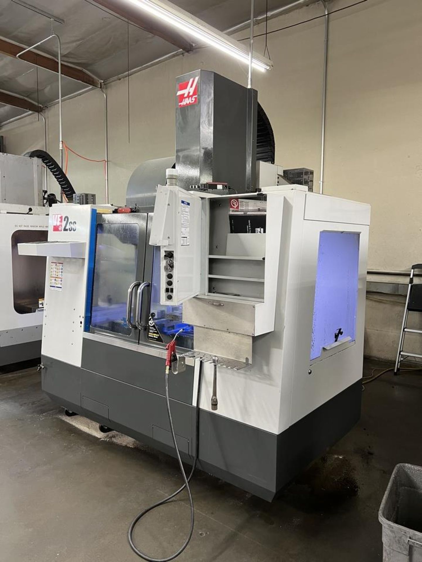 2015 Haas VF-2SS Vertical Machinig Center, Chip Auger, Side Mount, 12K Spindle, No Vises or - Image 5 of 21
