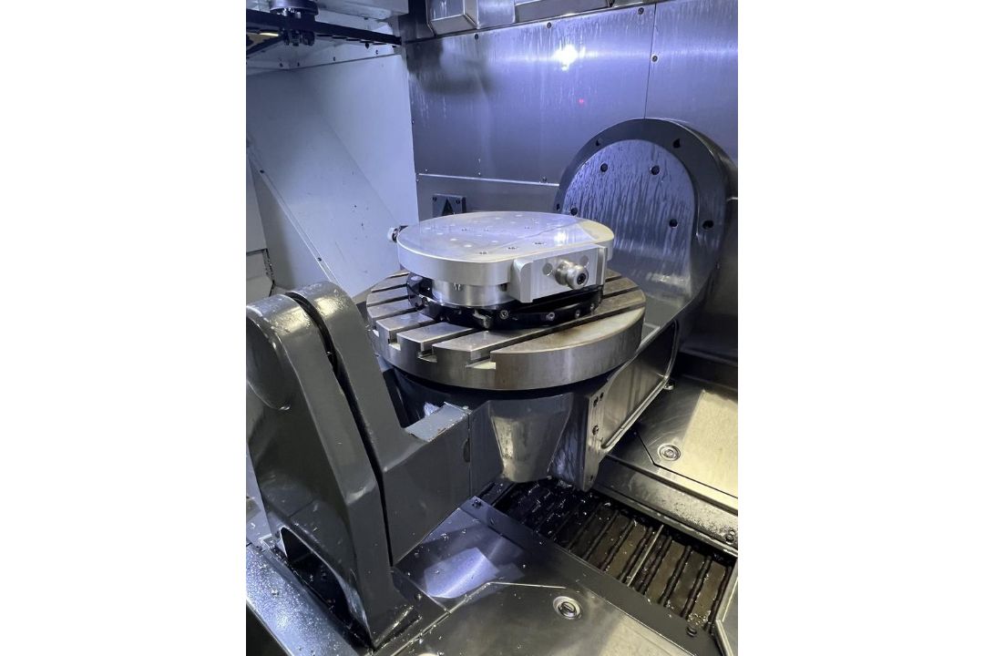 2017 Haas UMC 750 Vertical Machining Center, Fanuc Robot, 42 Station Pallet System, AX5 Trinity, 10 - Image 38 of 43