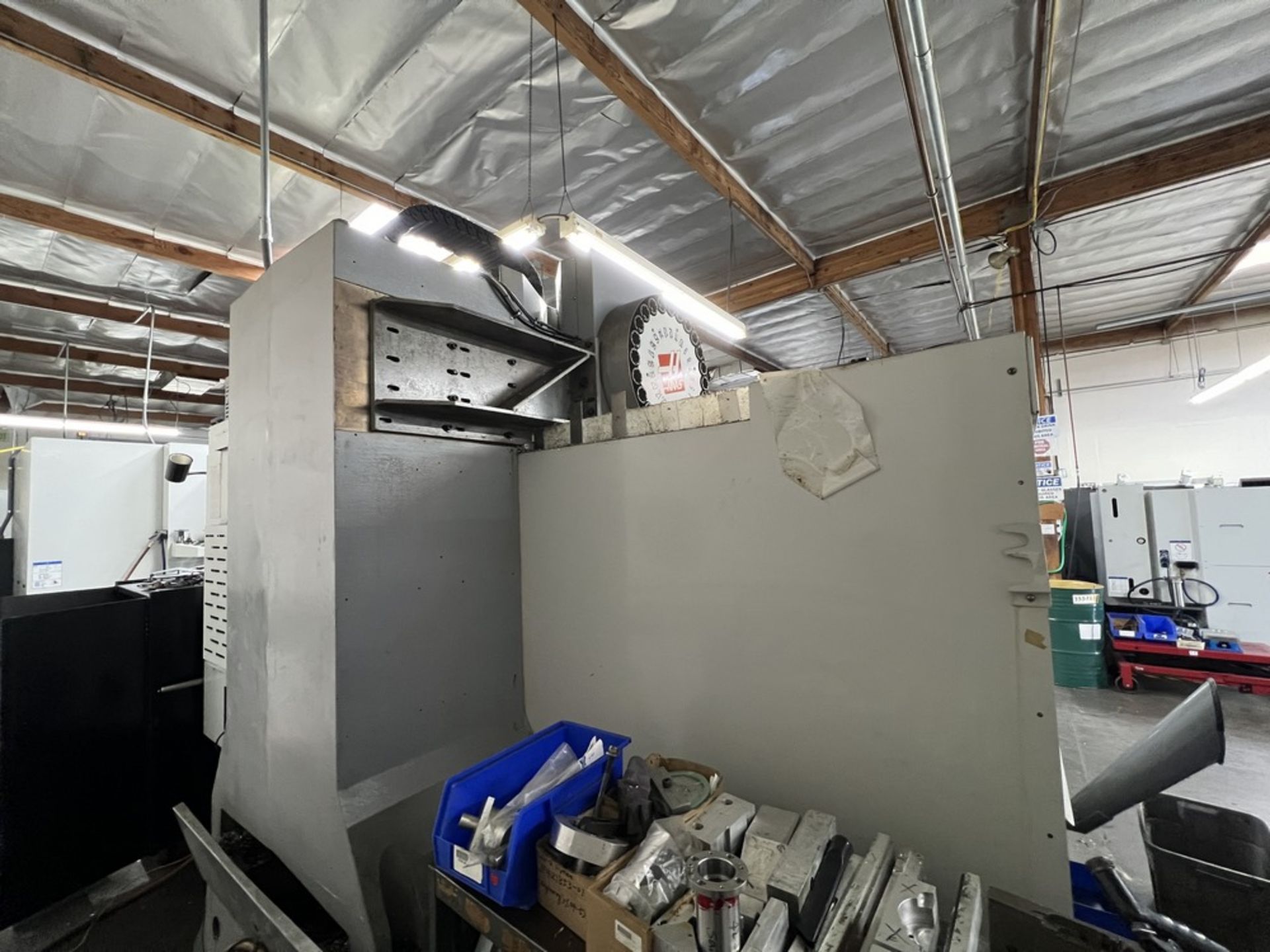 2005 Haas VF-6SS Vertical Machining Center, Renishaw Probe, Auger, 12K RPM, 24 Tool Side Mount, - Image 9 of 24