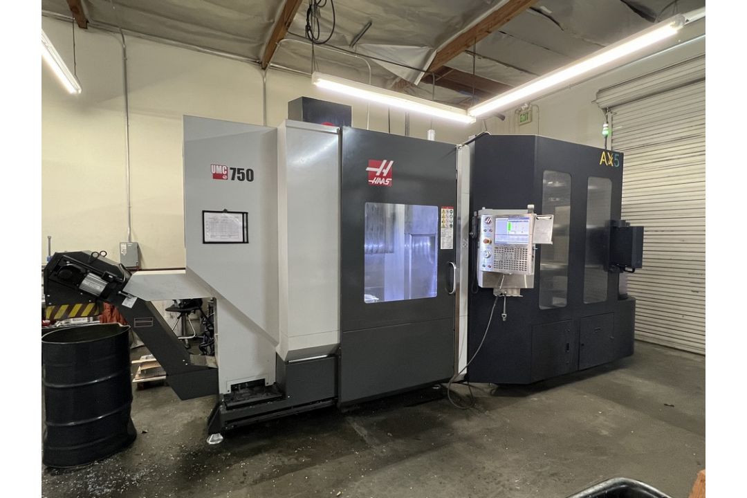 2017 Haas UMC 750 Vertical Machining Center, Fanuc Robot, 42 Station Pallet System, AX5 Trinity, 10 - Image 1 of 43