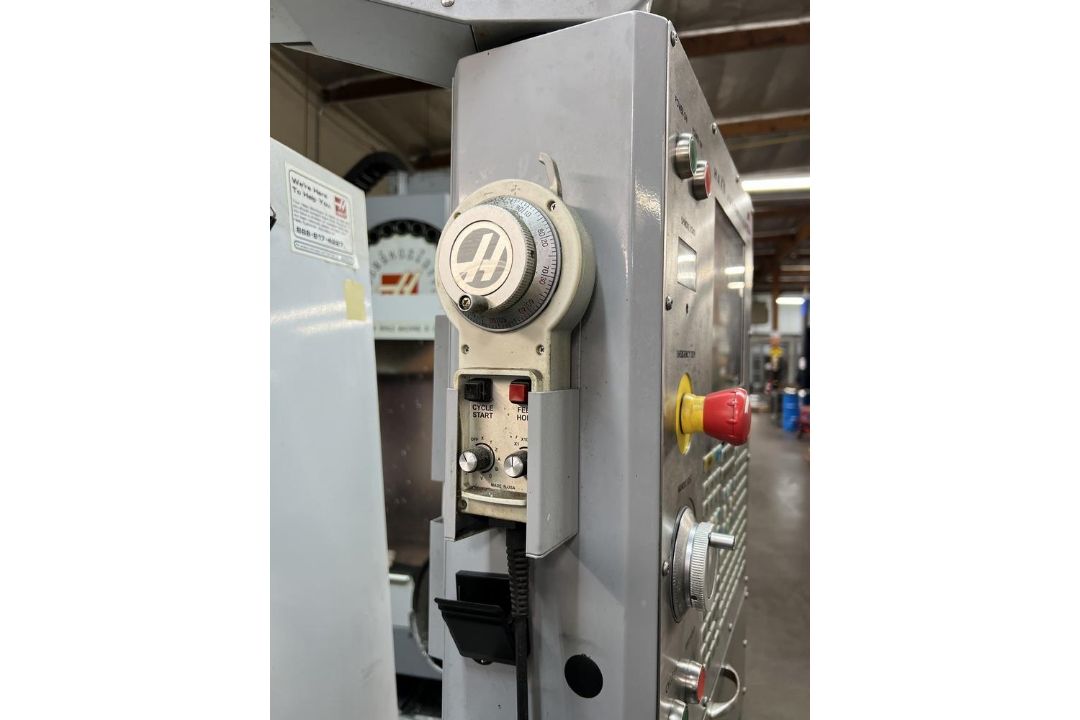 2005 Haas VF-2SS Vertical Machining Center, 12,000 RPM, Auger, P-Cool, Sidemount, HSTC, HIL, - Image 5 of 15