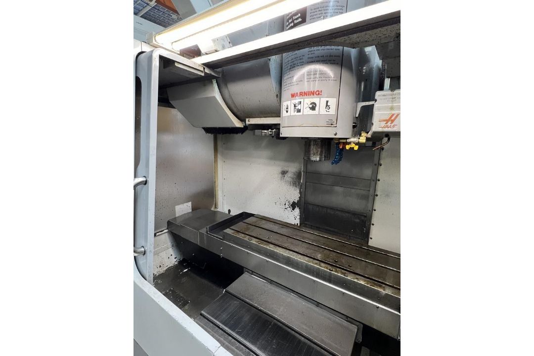 2005 Haas VF-2SS Vertical Machining Center, 12,000 RPM, Auger, P-Cool, Sidemount, HSTC, HIL, - Image 7 of 15