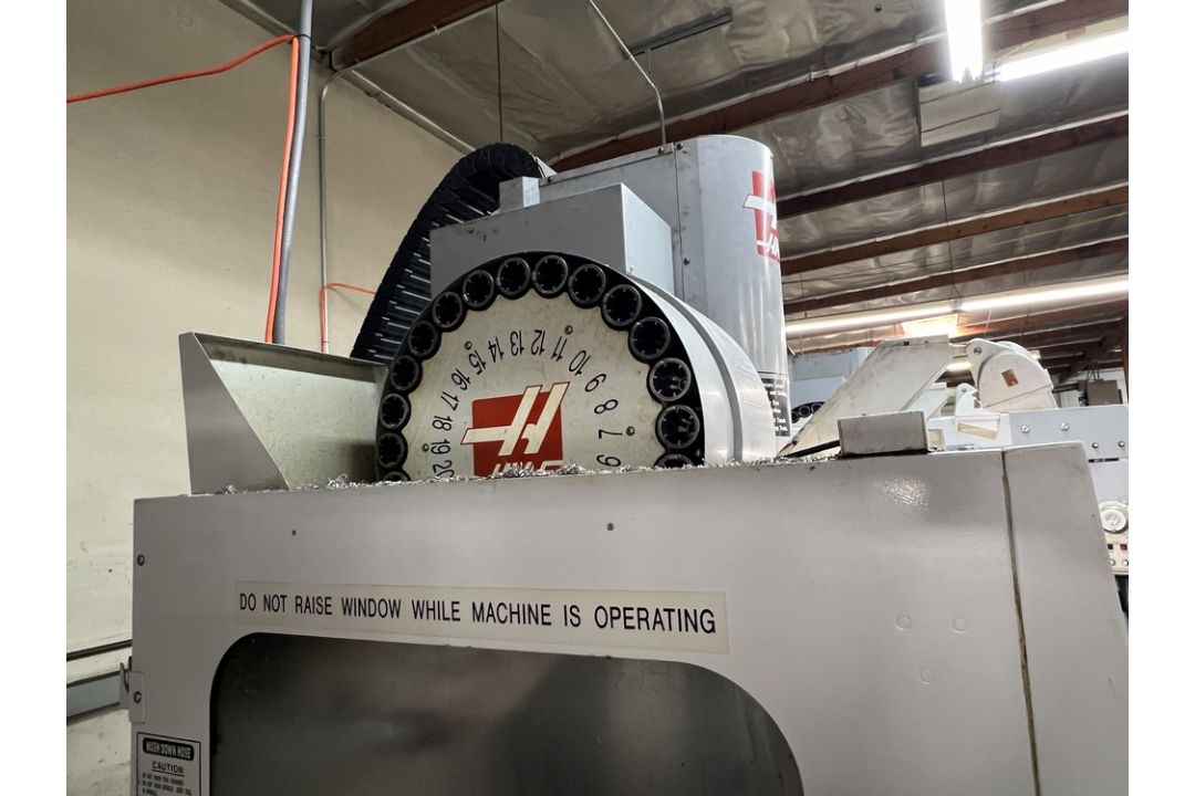 2005 Haas VF-2SS Vertical Machining Center, 12,000 RPM, Auger, P-Cool, Sidemount, HSTC, HIL, - Image 11 of 15