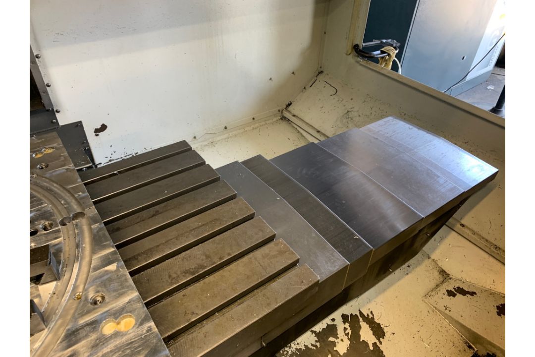 2011 Haas VF-5/40 Vertical Machining Center - Image 8 of 14