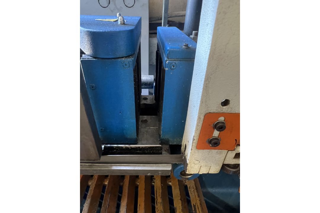 Knuth ABS 320B Horizontal Bandsaw - Image 6 of 14