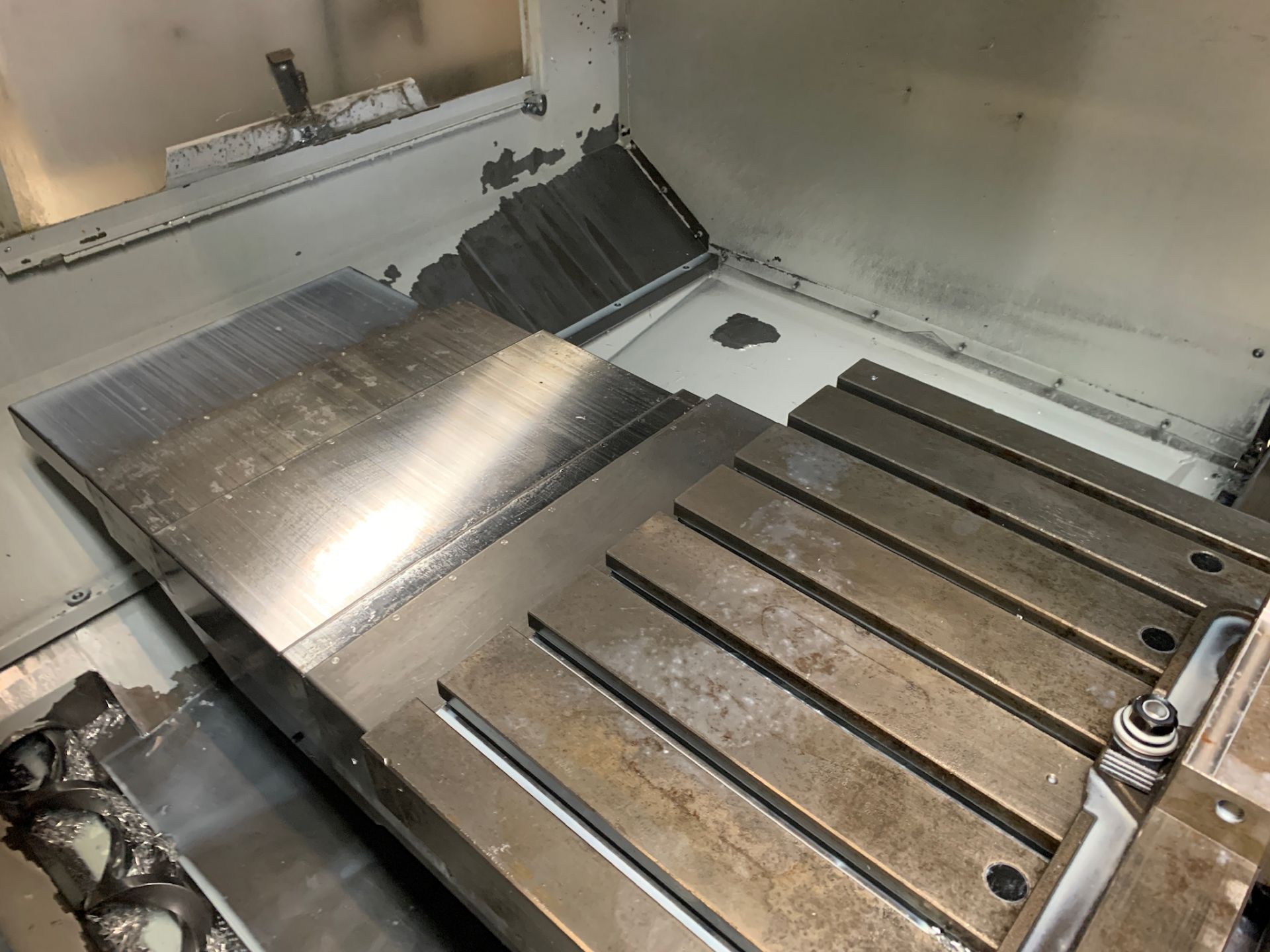 2014 Haas VF-5/40 Vertical Machining Center - Image 7 of 14