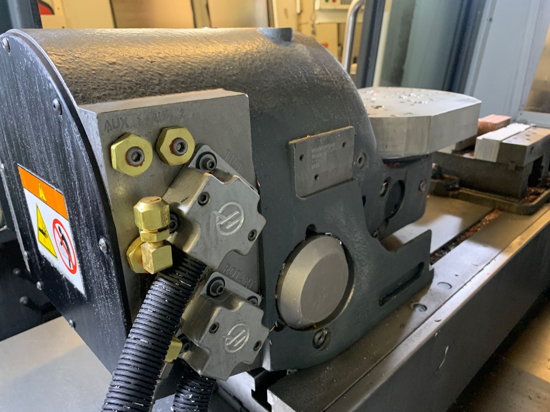 2019 Haas TRT-160 Trunnion Table - Image 2 of 4