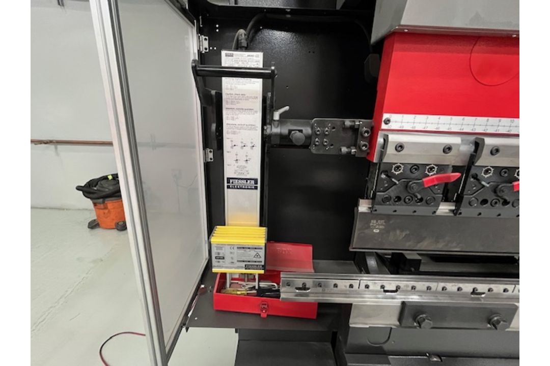 2018 Amada HD8025 NT Press Brake - Image 12 of 18