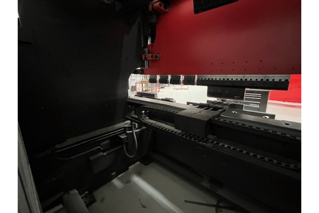 2018 Amada HD8025 NT Press Brake - Image 14 of 18