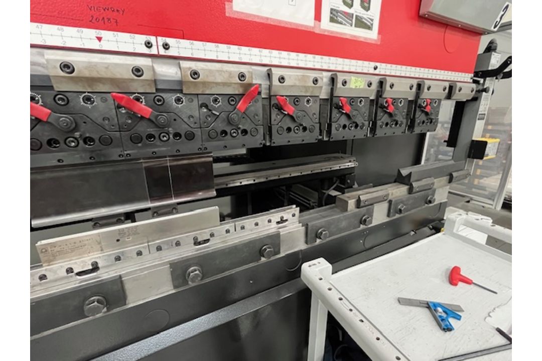 2018 Amada HD8025 NT Press Brake - Image 9 of 18