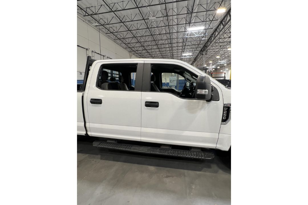 2020 Ford F-250 4 Door EV, Needs 12 Volt Battery (Condition Unkown Could Not Test Drive) Missing - Image 14 of 44