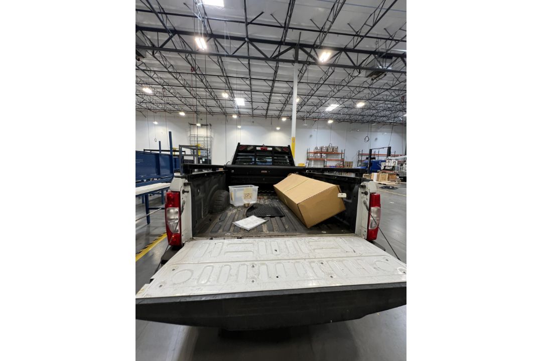 2020 Ford F-250 4 Door EV, Needs 12 Volt Battery (Condition Unkown Could Not Test Drive) Missing - Image 23 of 44