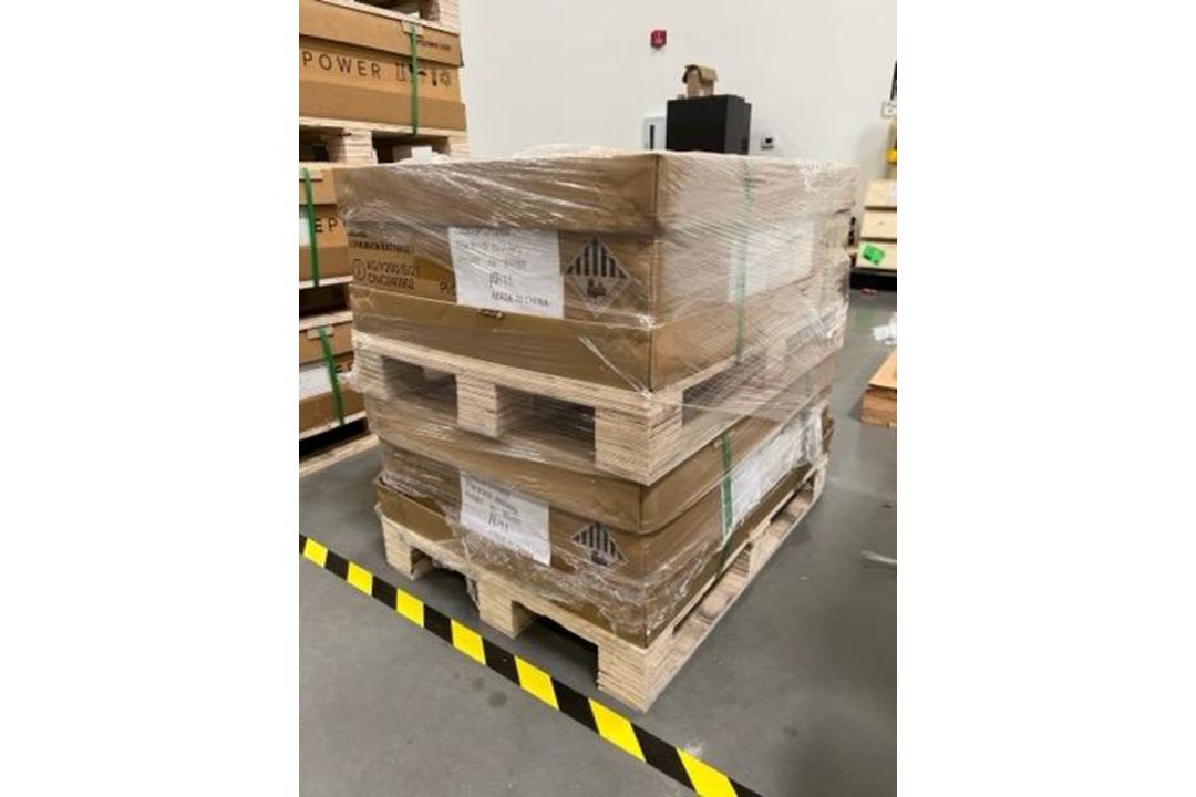 Kore Power Lithium Ion Battery Modules, 22.2 V, 106Ah, 2353Wh (2 Pallets Per Lot) (24 Total) - Image 1 of 8