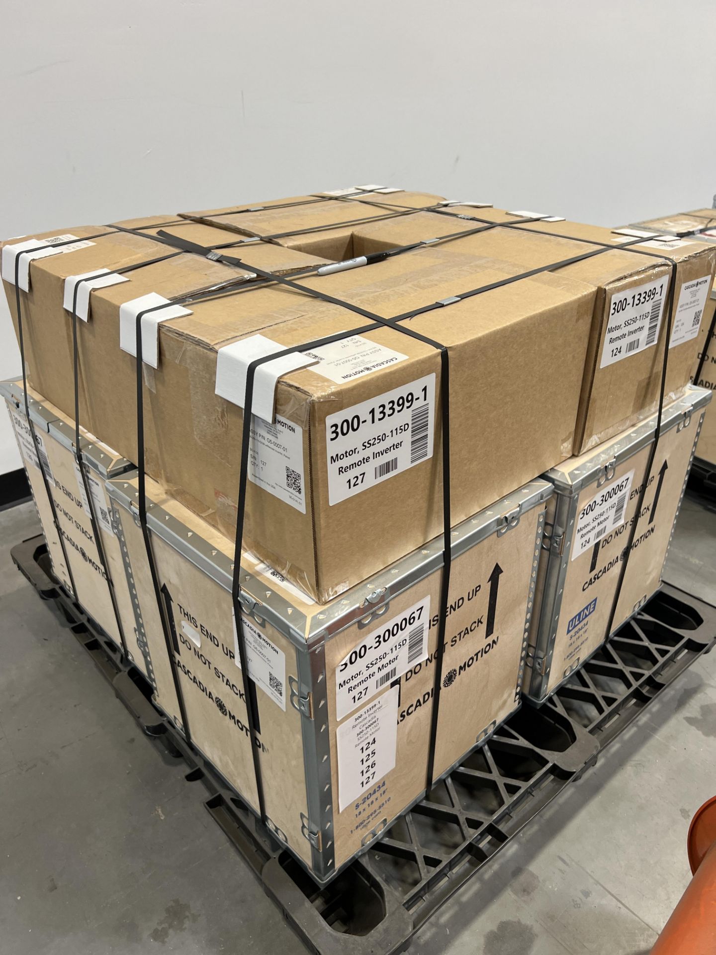 (4) Cascadia Motion Motor , SS250-115D Remote Motor SI, (4) Remote Inverter Cascadia