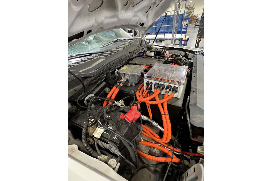2020 Ford F-250 4 Door EV, Needs 12 Volt Battery (Condition Unkown Could Not Test Drive) Missing - Image 2 of 44
