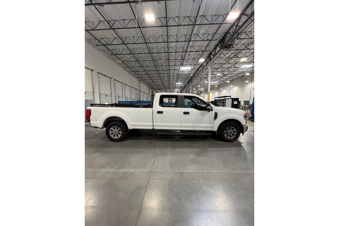 2020 Ford F-250 4 Door EV, Needs 12 Volt Battery (Condition Unkown Could Not Test Drive) Missing - Image 15 of 44