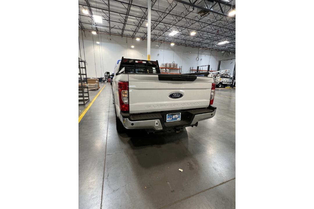 2020 Ford F-250 4 Door EV, Needs 12 Volt Battery (Condition Unkown Could Not Test Drive) Missing - Image 20 of 44