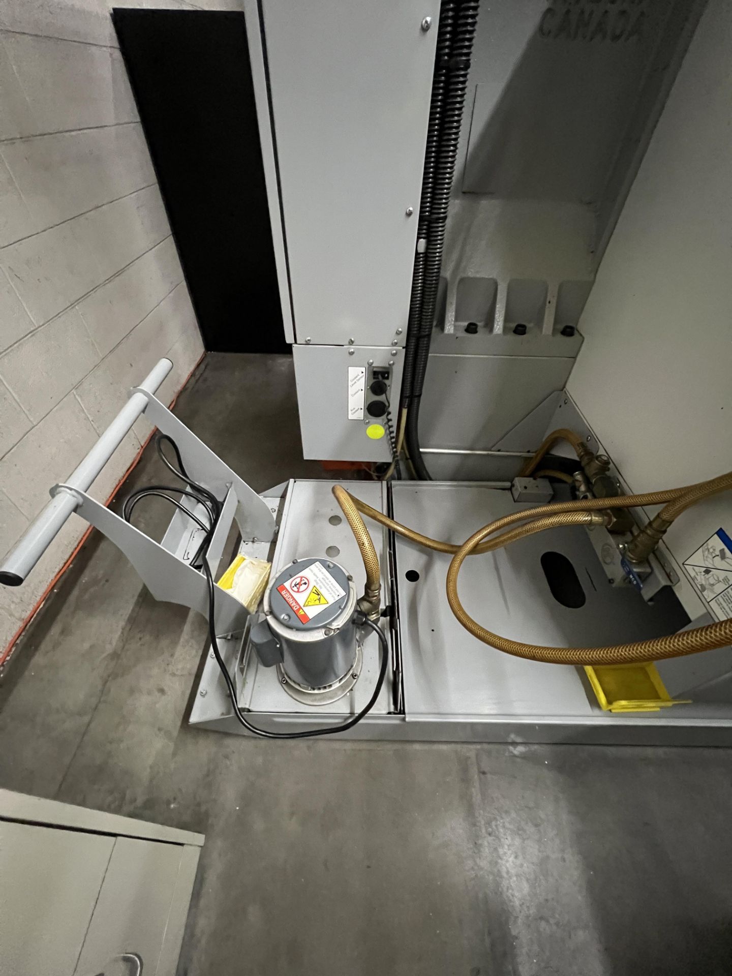 2008 Haas VF-2 CNC Vertical Machining Center, 20 Tool Umbrella Tool Changer, 4th Axis Wired, Jog - Image 25 of 32
