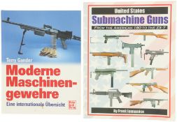 Konvolut 2 Büchern, Moderne Maschinengewehre / US-Submachine Guns