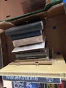 Mixed lot of 14 travel interest books (734B)