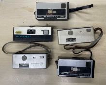 A mixed lot of various pocket cameras