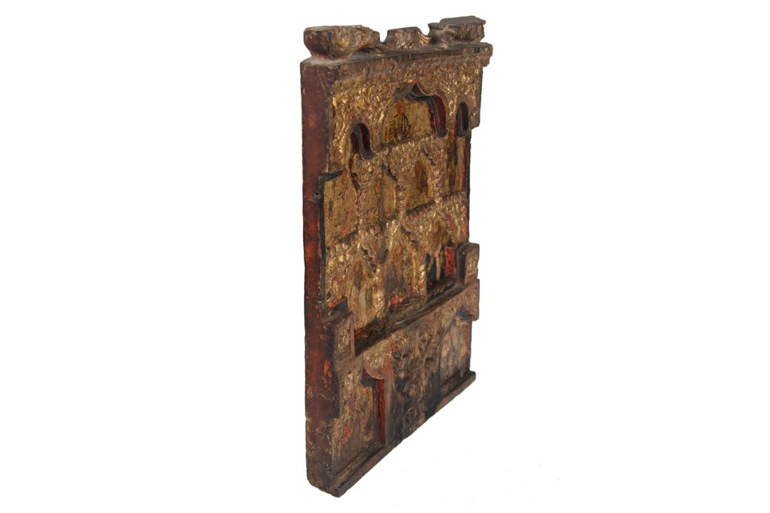 Carved, gilded, and polychromed wooden icon with gold background. Wallachia. 15th Century. - Bild 10 aus 15