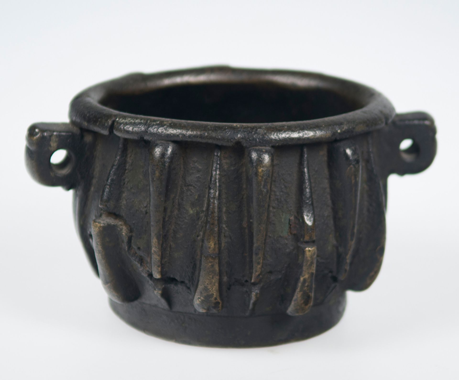Important bronze mortar. Gothic. 15th Century. - Bild 2 aus 3