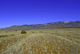 Invest in Growth in Valencia County, New Mexico!