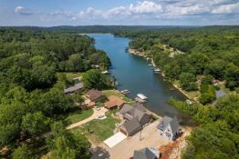 Build by the Lake in Cherokee Village, Arkansas!
