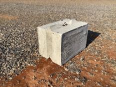 STACKABLE BARRIER BLOCK