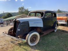 1937 CHEVY DELUXE