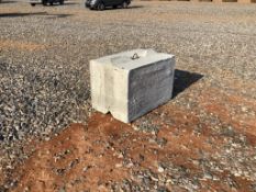 STACKABLE BARRIER BLOCK
