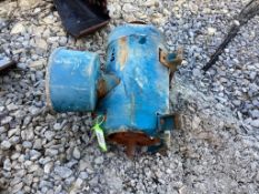 VACUUM PUMP
