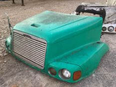 FREIGHTLINER HOOD