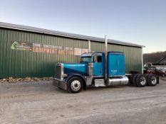 2005 Peterbilt 379 Ext Hood