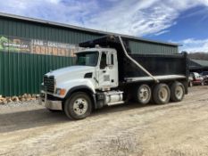MACK DUMP TRUCK
