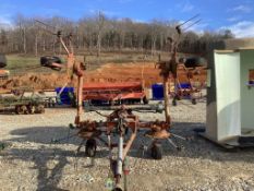 4 BASKET HYDRAULIC HAY TEDDER