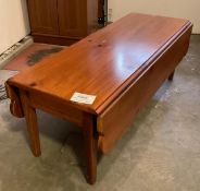 Pine Drop Leaf Coffee Tab;le