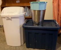 13.5 Gallon Trashcan