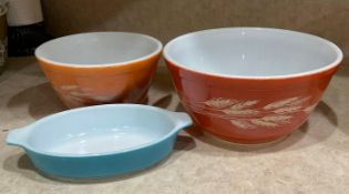 3 Pieces Pyrex